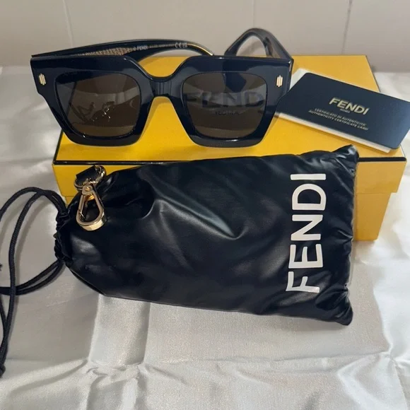 Fendi Elegant Black Sunglasses with Gold Accents Fendi Roma Rectangular Sunglasses – Good See Co main image 3